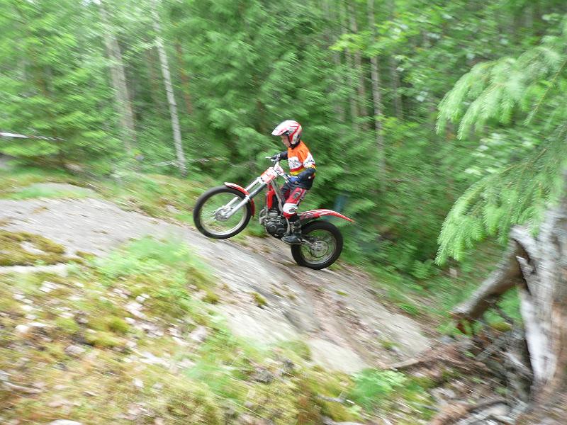 Leevi nousee.JPG